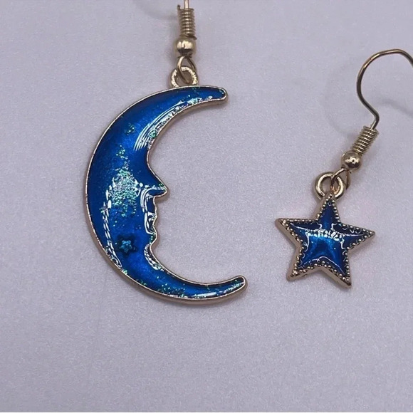 2 LEFT! Moon & Star Earrings - Picture 3 of 3